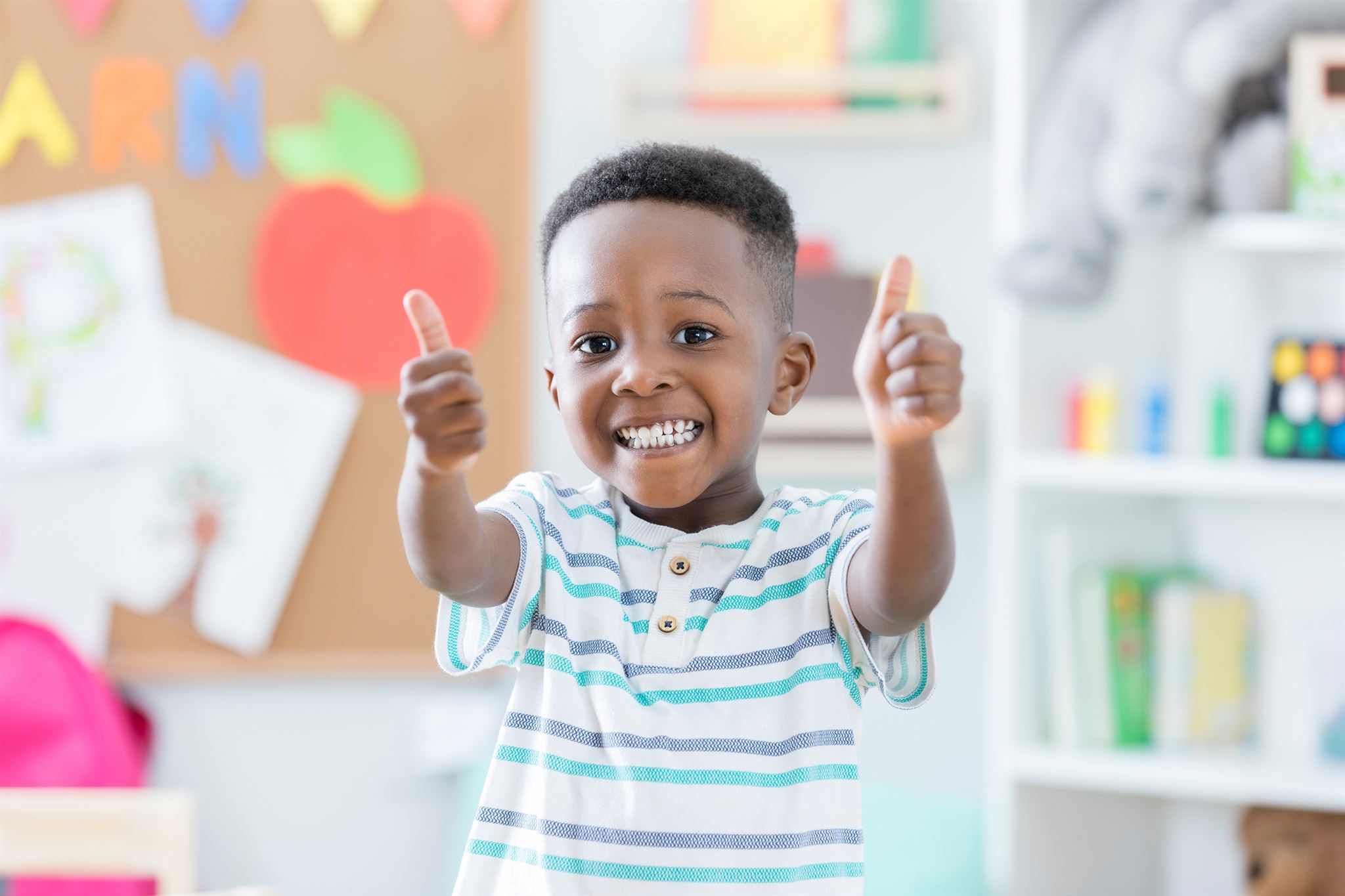 Boy-giving-a-thumbs-up